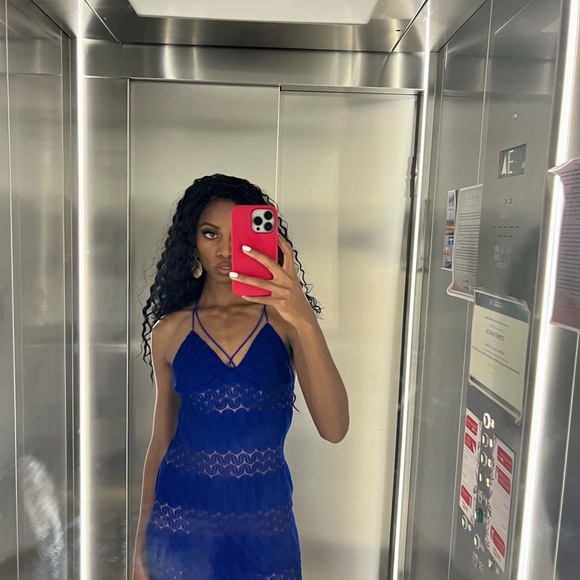 *SOLD OUT* ASOS Design Strapy Lace Paneled Maxi Dress - Picture 6 of 6